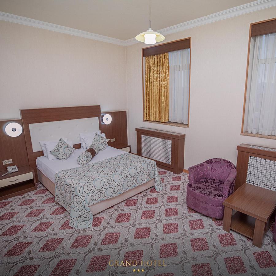 Grand Nakhchivan Hotel Exterior photo