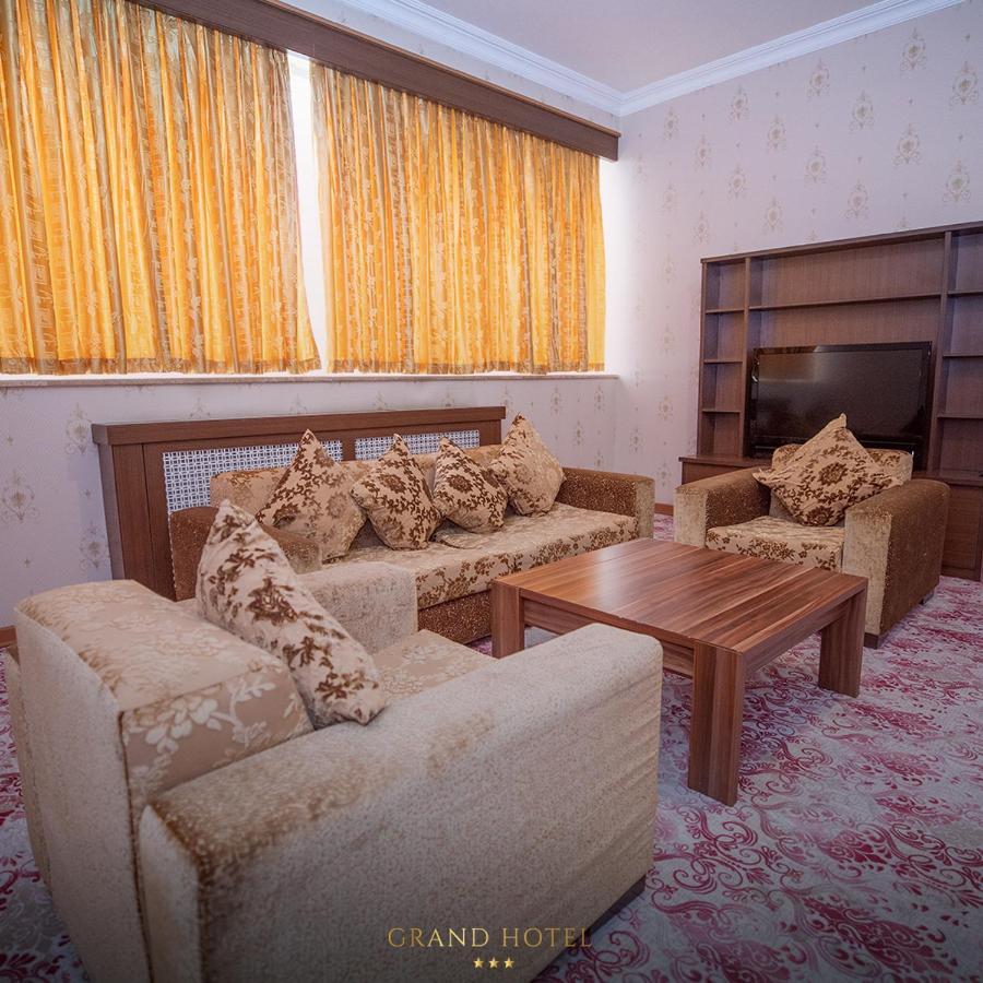 Grand Nakhchivan Hotel Exterior photo