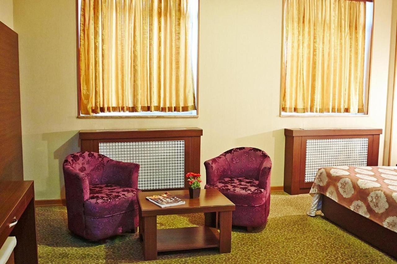 Grand Nakhchivan Hotel Exterior photo