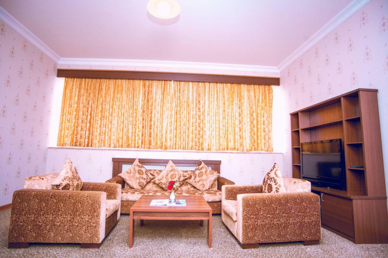 Grand Nakhchivan Hotel Exterior photo